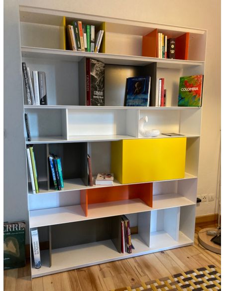 Bibliothèque métallique STACK Version 04