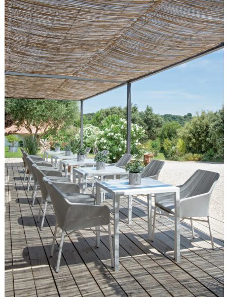 Table de repas de jardin 70 x 70 cm QUADRIX