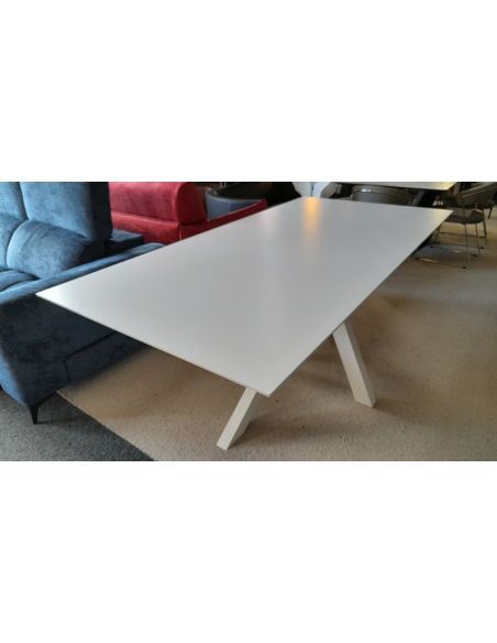 Déstockage Table extensible contemporaine 200 cm + 1 allonge 80 cm MOON avec plateau en céramique UYUNI Dekton
