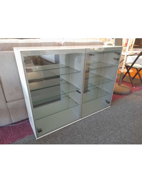 Déstockage Vitrine design verre laqué, portes vitrées, étagères verre, miroir fond