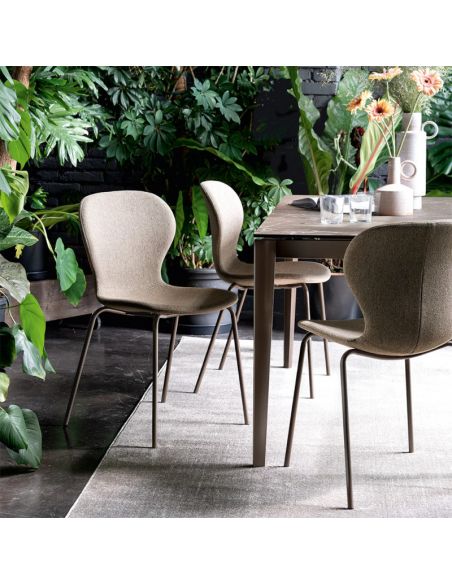 Chaise en polypropylène usage intérieur OPS! CB2310