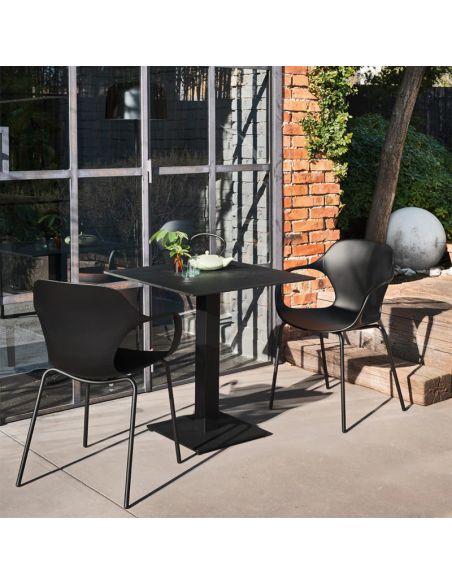 Chaise en polypropylène avec accoudoirs usage intérieur OPS! CB2311