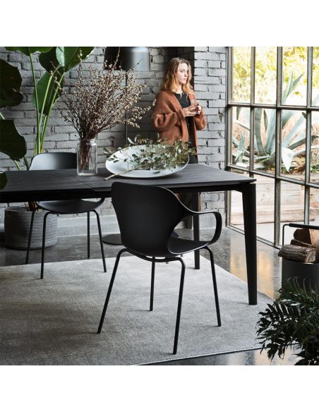 Chaise en polypropylène avec accoudoirs usage intérieur OPS! CB2311