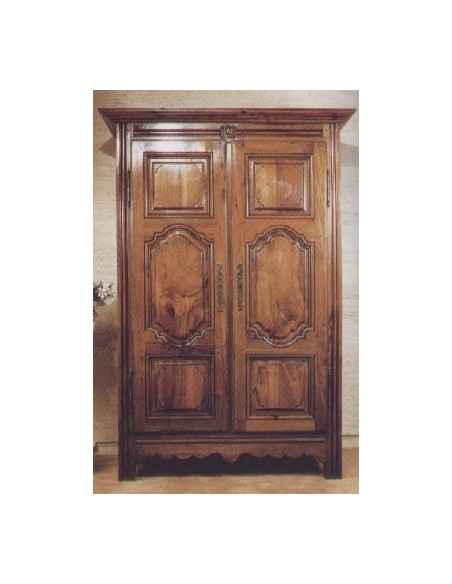 Armoire Tarbaise pieds boules, faisse et plata